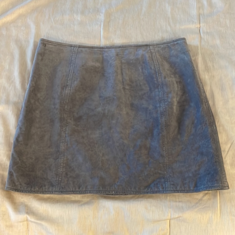BLANKNYC Gray Suede Leather Skirt